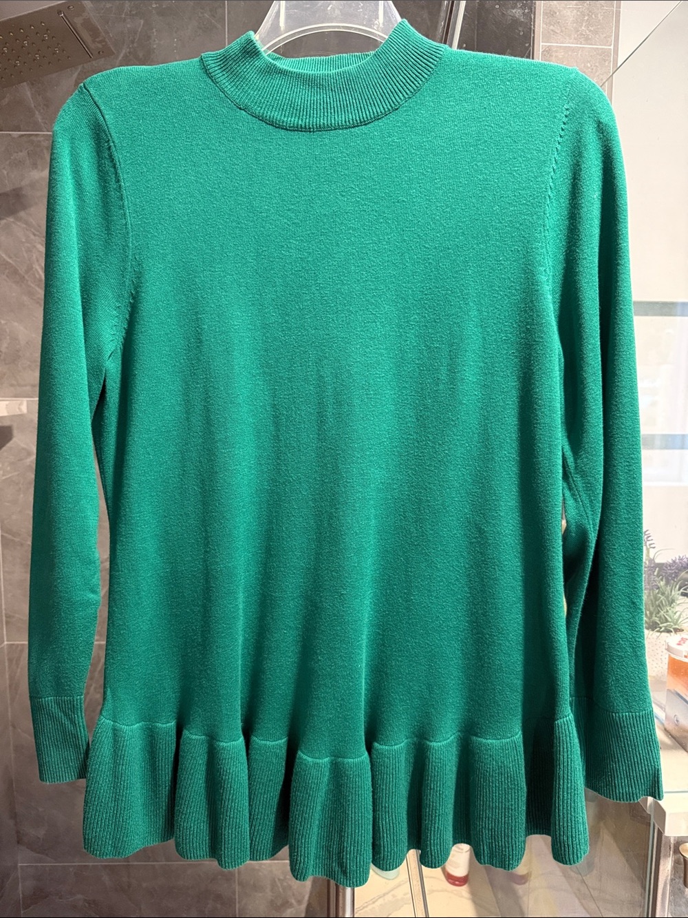 Isaac Mizrahi Green Ribbed Mock Neck Sweater with Ruffle Hem Size L